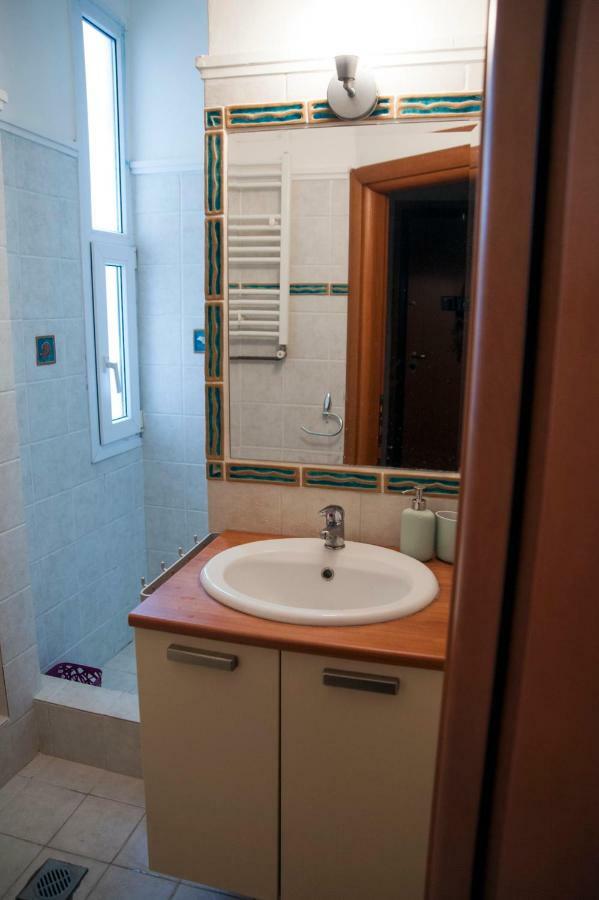 Two Bedroom Apartment Thessaloniki Exterior foto